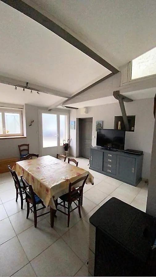 Maison De Famille Rustique Et Renovee Chez Mouichou Gesties 0*,  프랑스